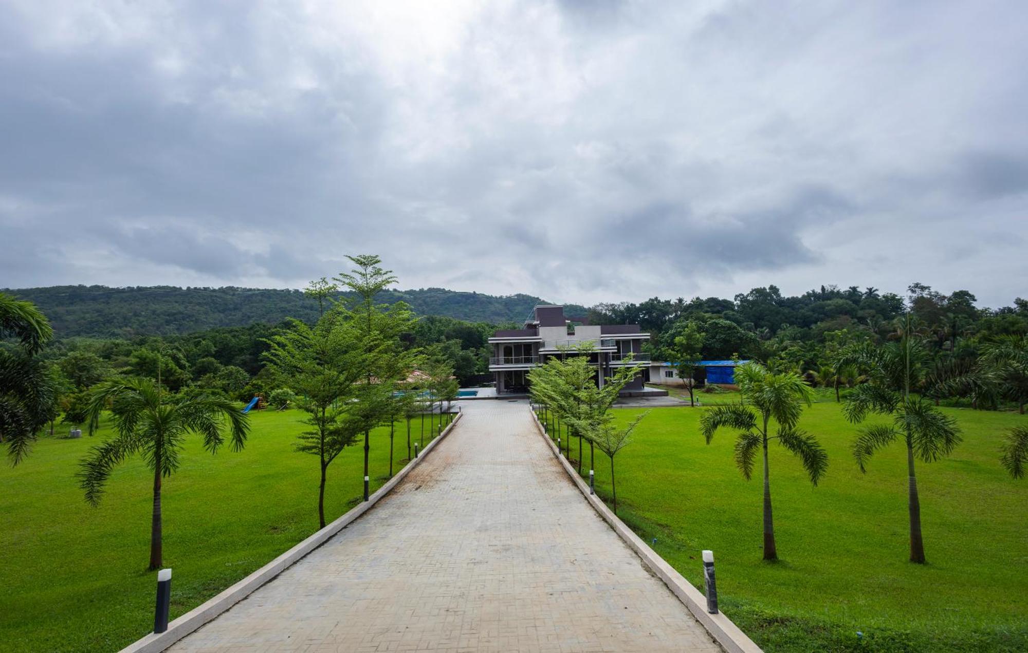 Stayscape Shreeji Farms 4Bhk קארג'אט מראה חיצוני תמונה