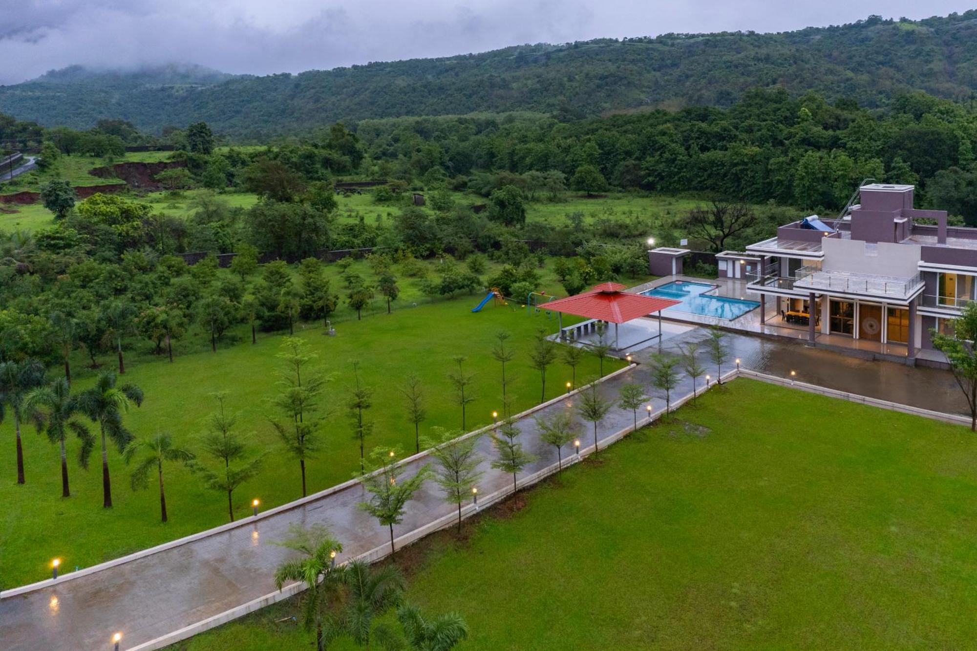 Stayscape Shreeji Farms 4Bhk קארג'אט מראה חיצוני תמונה