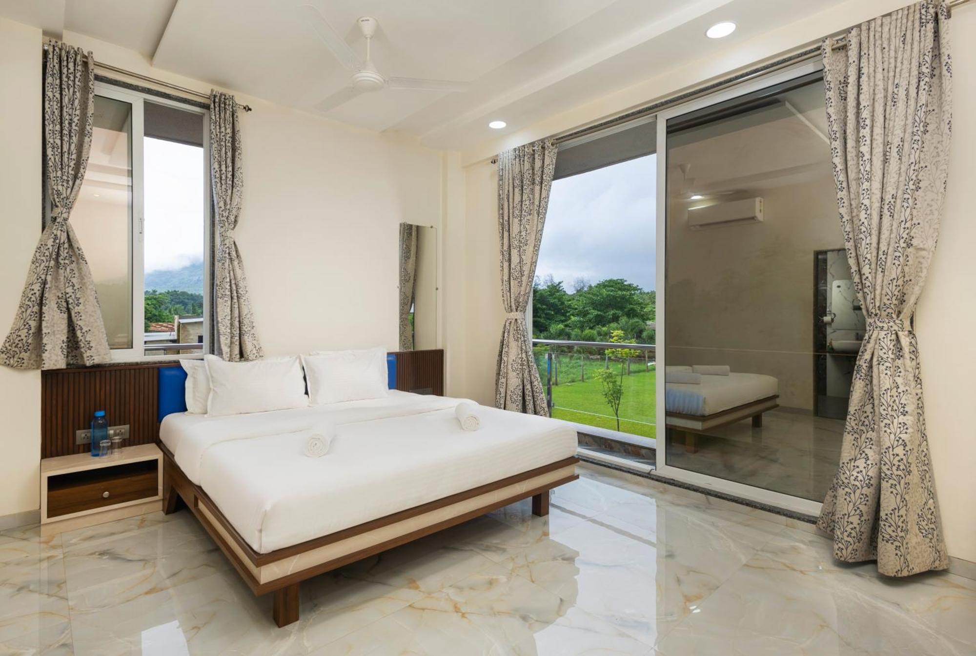 Stayscape Shreeji Farms 4Bhk קארג'אט מראה חיצוני תמונה